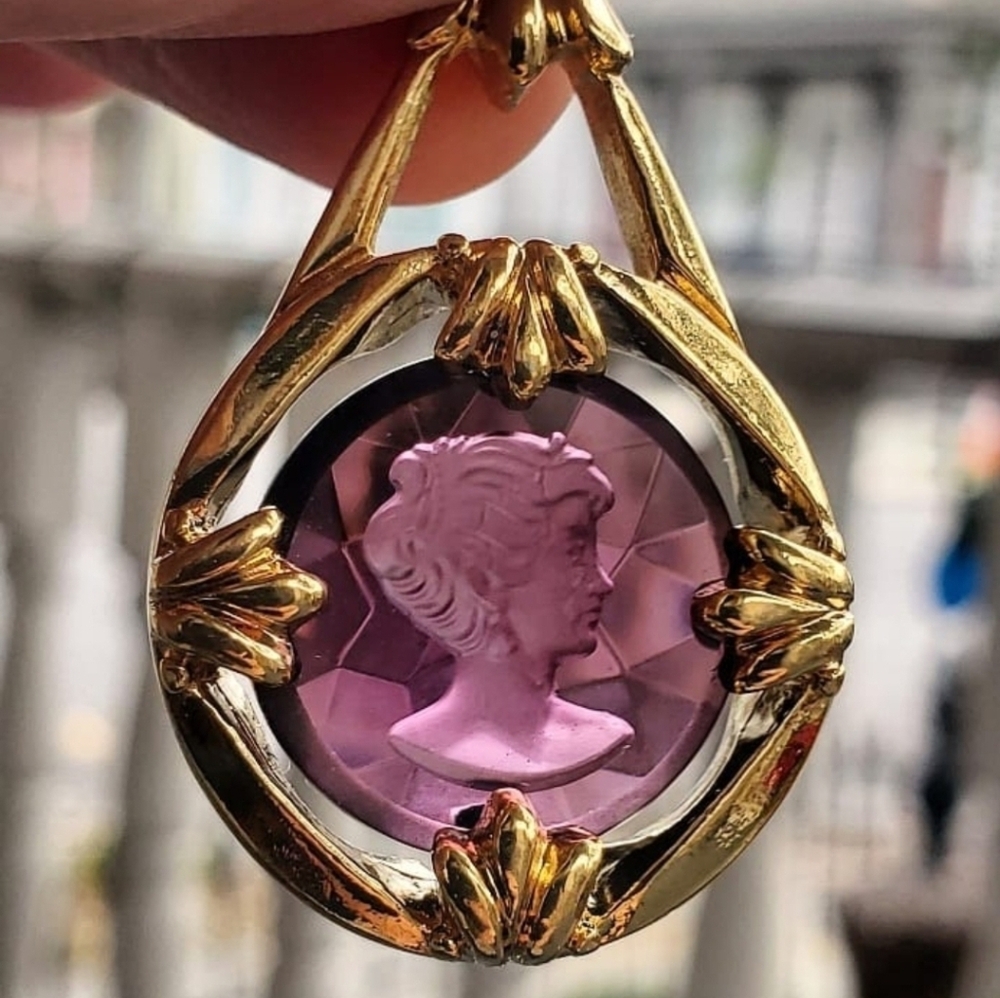 Vintage Glass Intaglio Pendant